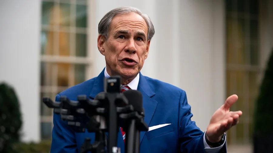 Cook Political Report moves Iowa, Texas governor's races in Democrats favor