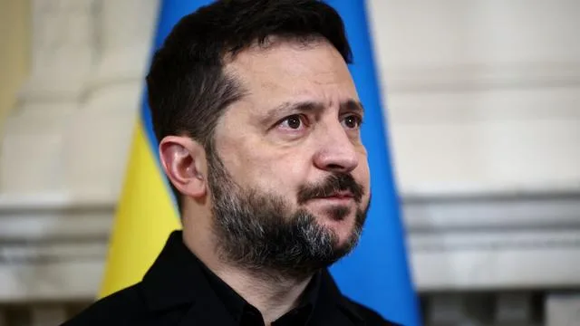 Ukraine-Krieg: Selenskyj kündigt Angriffe auf Russlands Ölraffinerien an