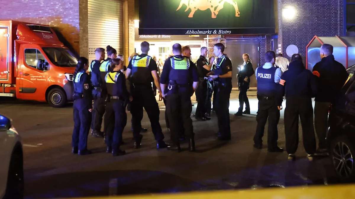 Schüsse auf Fabrikgelände - Zwei Männer in Hamburg erschossen