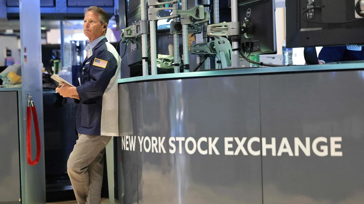 US-Notenbank erhöht Leitzins erstmals seit 2023