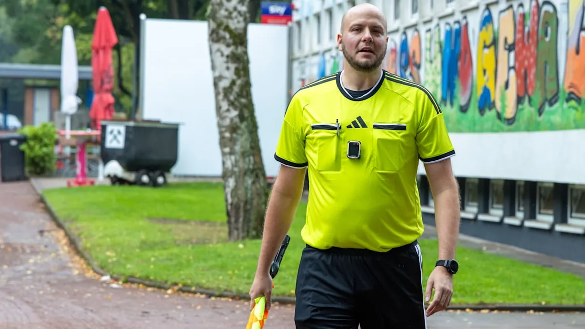 Nach 2100 Prügel-Attacken auf dem Platz - Ab sofort tragen Schiris in der Kreisliga Bodycam