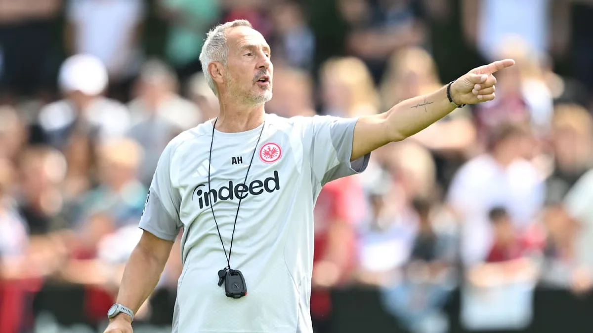 Vom Training ausgeschlossen - Diesen Eintracht-Star strafte Hütter zuerst ab!