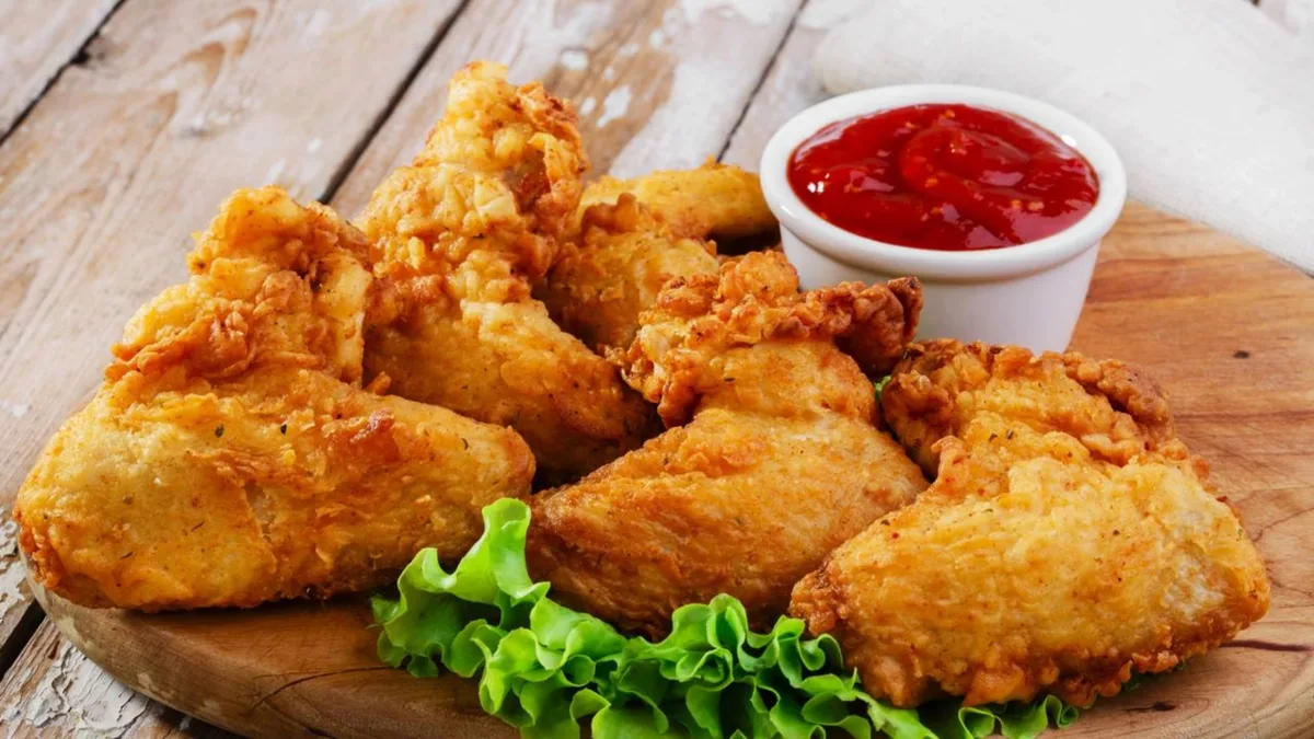 Jordi Cruz, famoso chef espanhol: “O frango frito mais crocante não é feito com óleo, mas com 300 g de amido de milho, 300 g de farinha e 50 ml de vinagre”