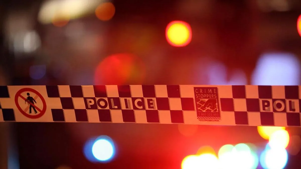 Alleged underworld figure shot outside home