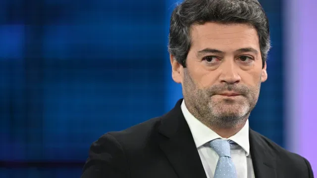 Ventura acusa Aguiar-Branco de "defender a podridão do sistema político"