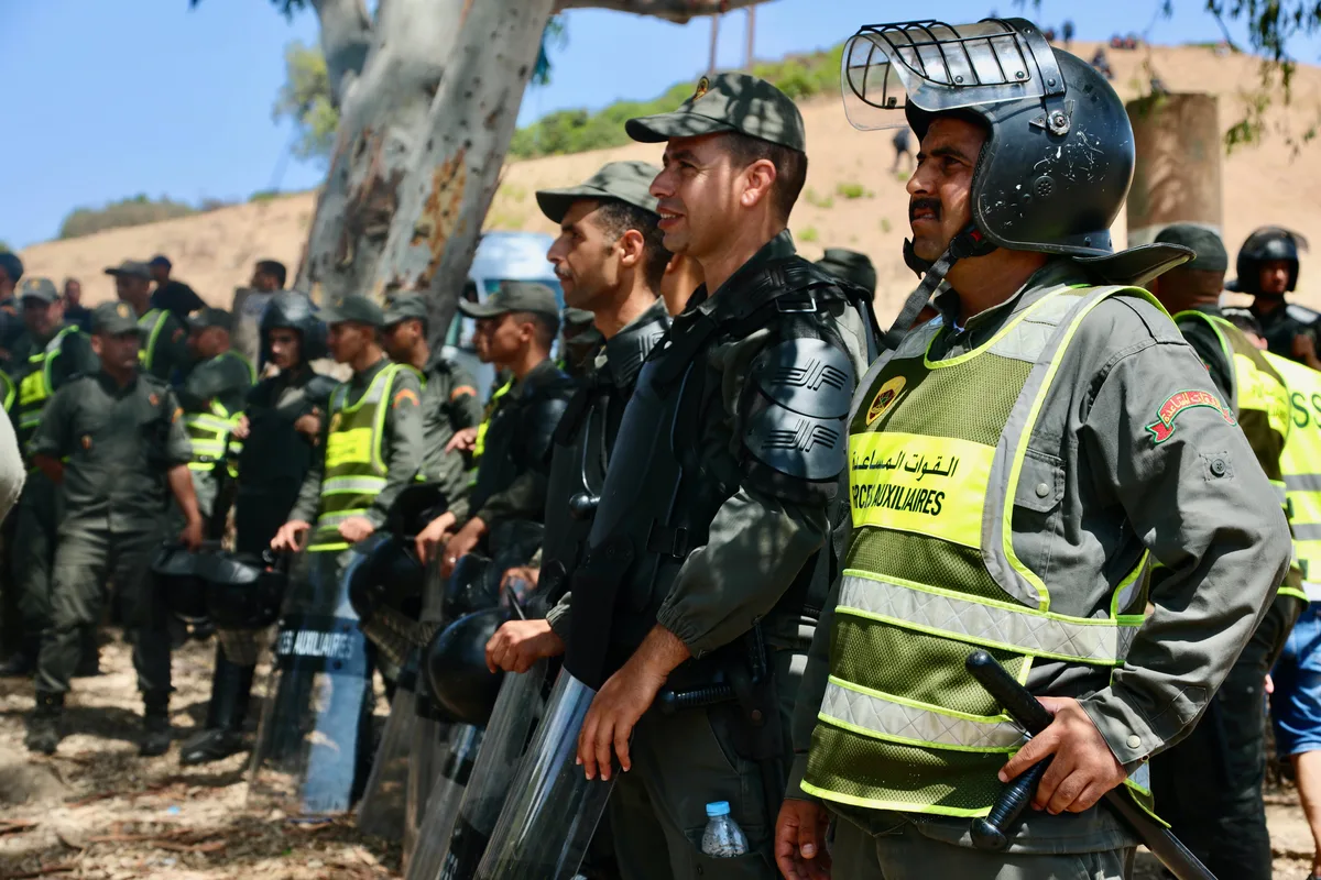 Marruecos exhibe su máxima fuerza como guardián de la frontera ceutí
