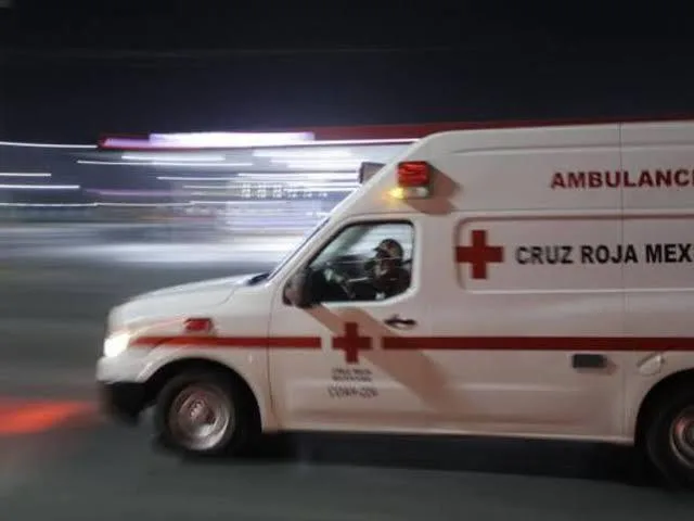 Mueren dos ciclistas tras ser embestidos en la carretera a Candela, Coahuila
