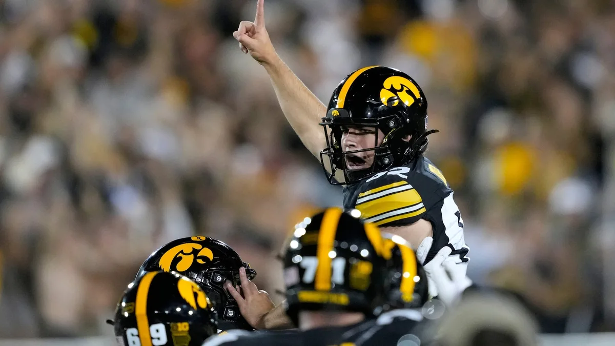 Caden Buhr's field goal with 15 seconds left lifts No. 21 Iowa over Iowa State, 16-13