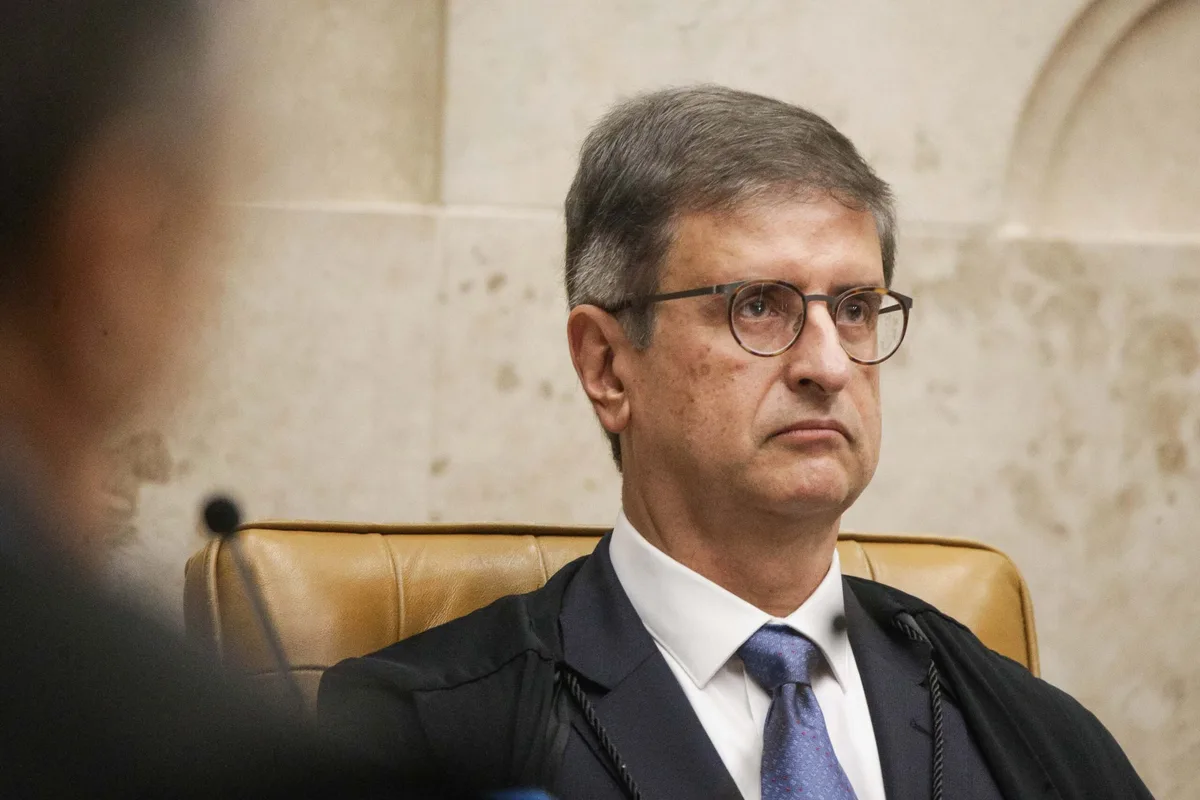 Gonet a Vorcaro: "Estou na torcida por vocês", indicam mensagens