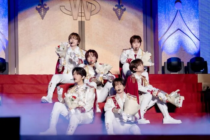 '6명의 왕자' NCT 위시, 홍콩도 홀렸다…2만 관객에 '청혼'하며 팬미팅 투어 피날레