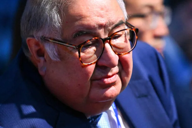 Levée des sanctions contre le milliardaire russe Alicher Ousmanov: le cadeau de Paris à Moscou