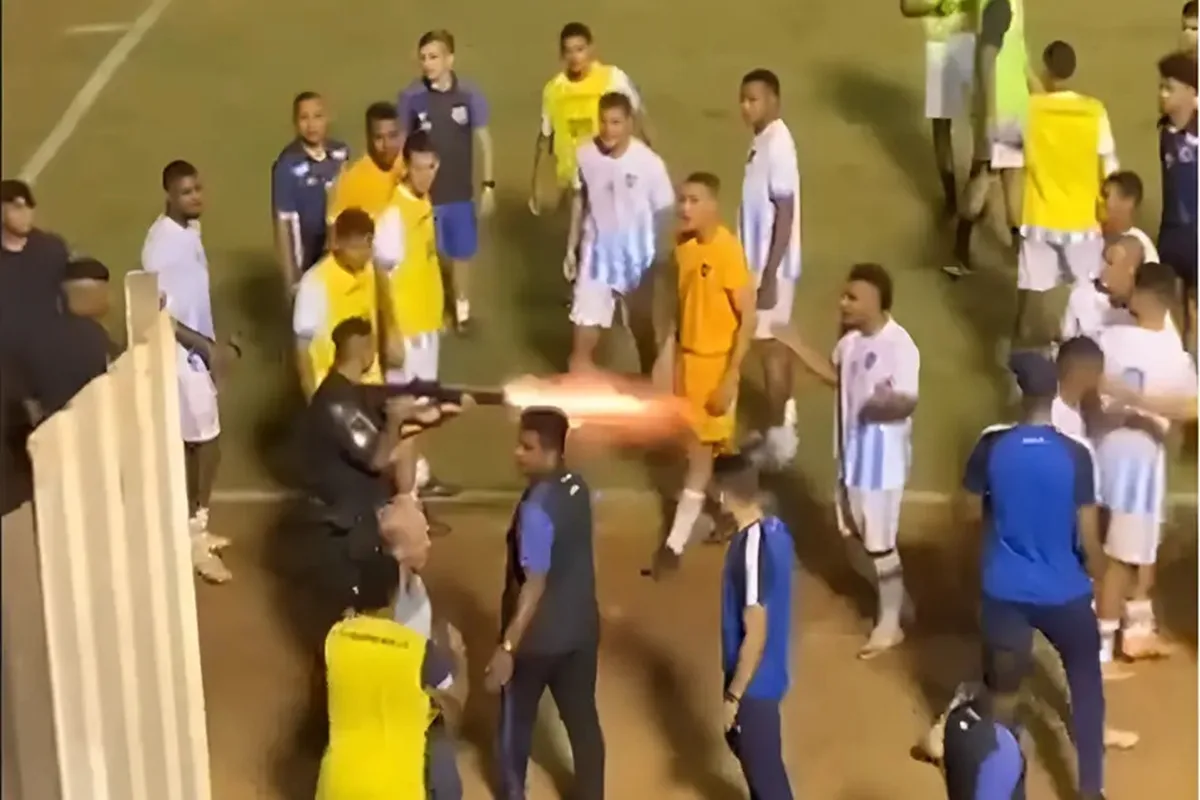 Justiça condena Estado de Goiás a indenizar goleiro baleado por PM em campo