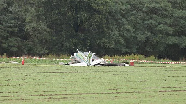 Notfälle: Drei Tote bei Absturz von Kleinflugzeug im Rheinland
