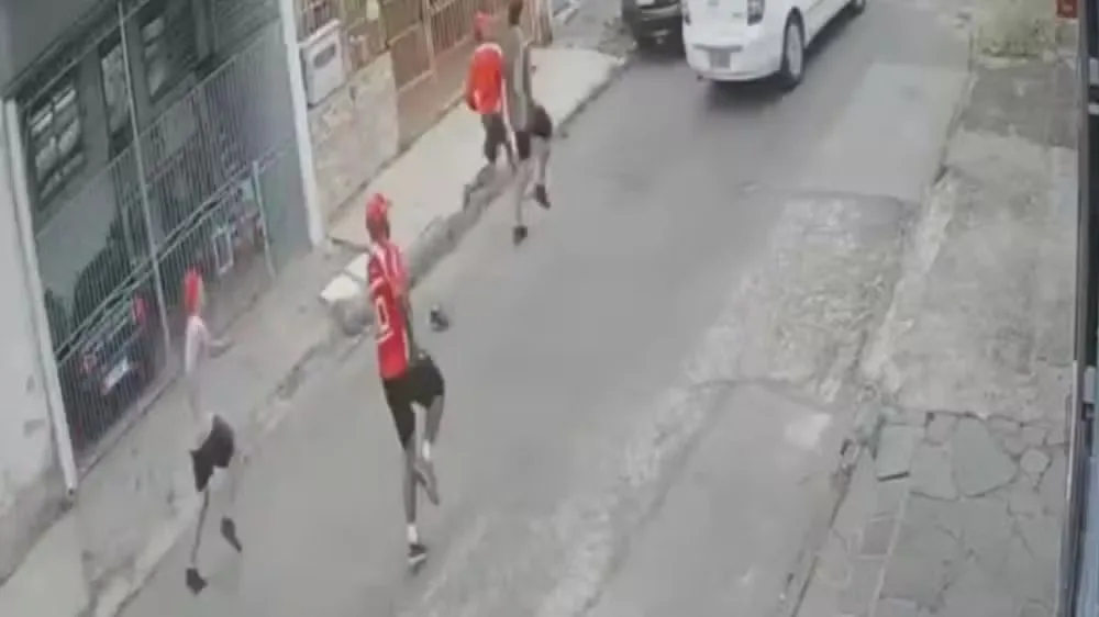 Torcedores do Inter são presos por tentativa de homicídio contra gremista antes de Gre-Nal; veja