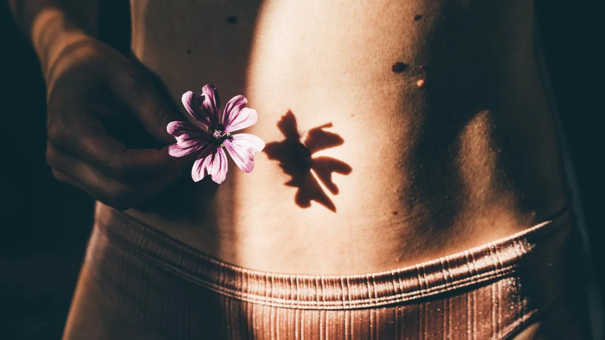 Zyklus entschlüsselt: Wie Frauen mit dem richtigen Timing besseren Sex haben