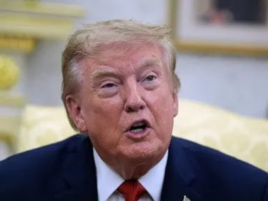 Trump announces temporary pause on new Canada tariffs