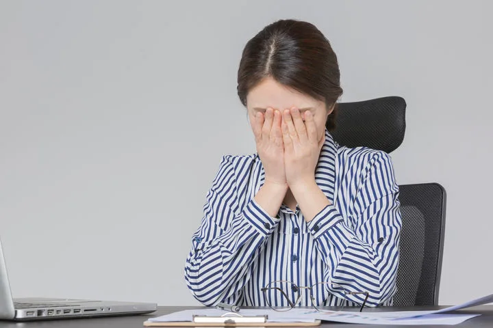 직장인 80% “기간제·정규직 차별 여전”…66% “기간제 출산휴가·육아휴직 ‘눈치’”