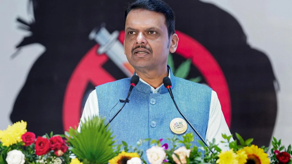‘Not taken into confidence’: Shiv Sena upset over Maharashtra CM’s ‘unilateral decision’ to relax Marathi rule for autorickshaw, taxi drivers