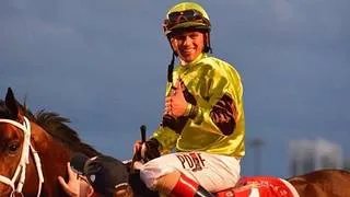 Javier Castellano rompe la taquilla; queda a tiro de las 6,000 victorias