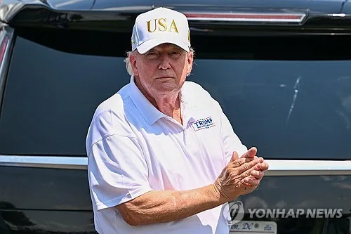 트럼프, 내달 본인 골프장서 열리는 대회 맞춰 아일랜드 방문