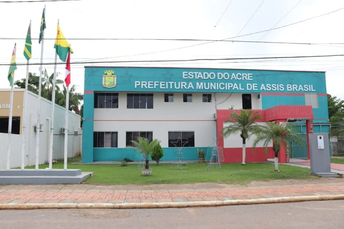 Pagamentos e gratificações com recursos do Fundeb vira alvo de investigação do MP em Assis Brasil