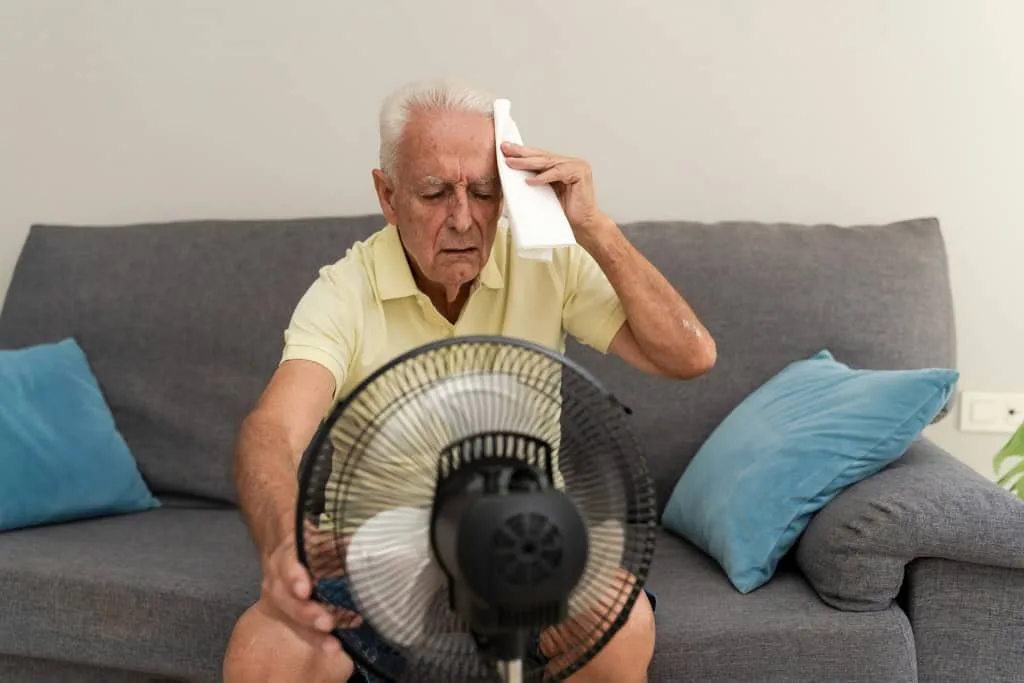 Frente fria se afasta, chuvas avançam pelo país e termômetros disparam com calor intenso no Sul
