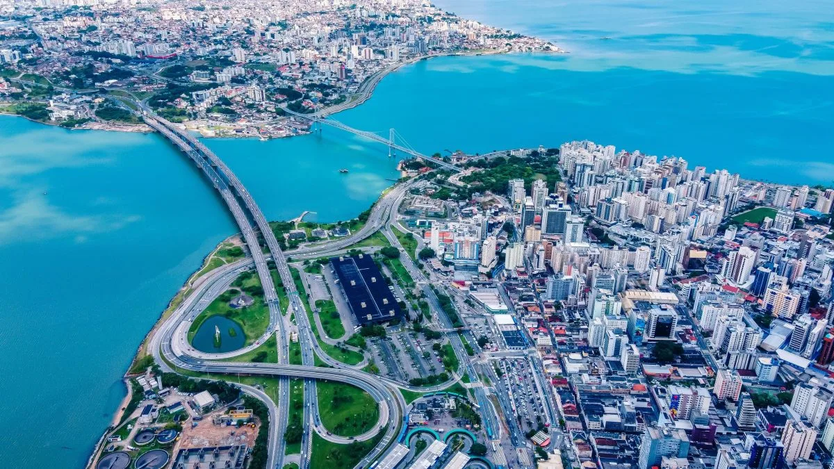 Candidatos nas Eleições 2026 vão receber lista com mais de 90 propostas da Grande Florianópolis sobre mobilidade, obras e saneamento