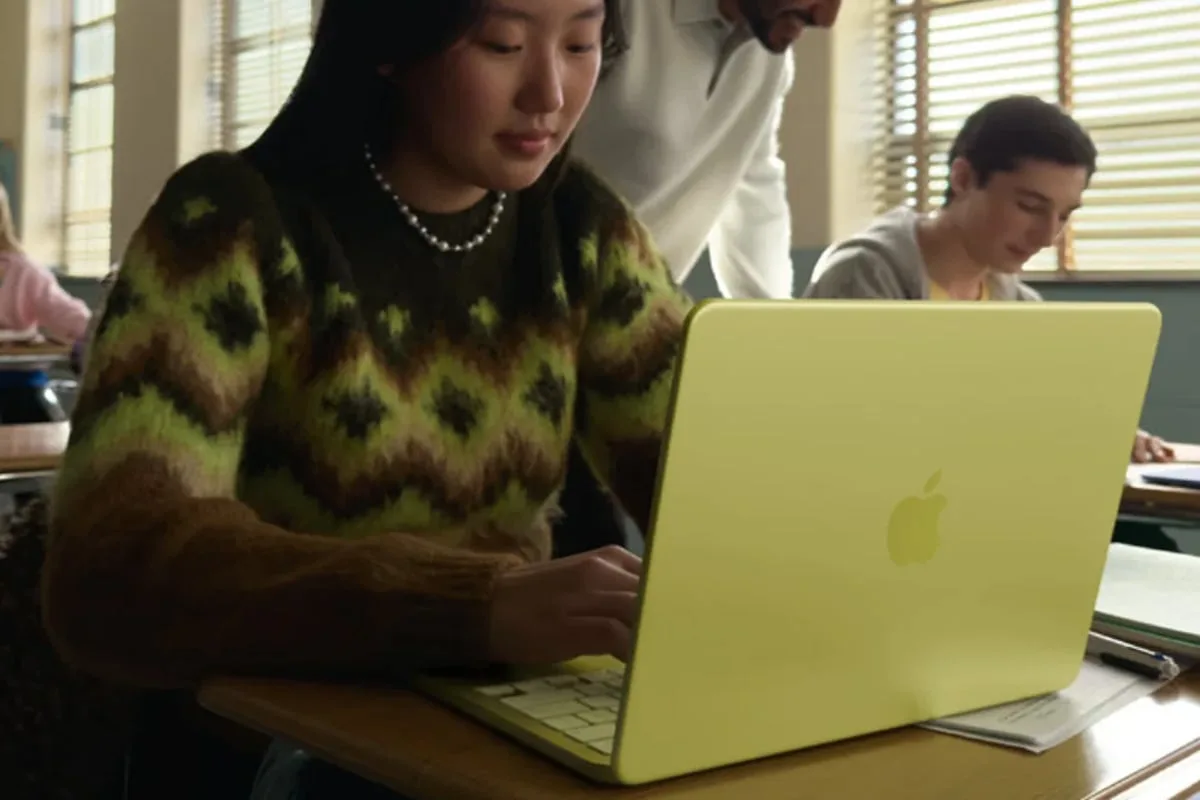Apple's budget-friendly MacBook is perfect for university students