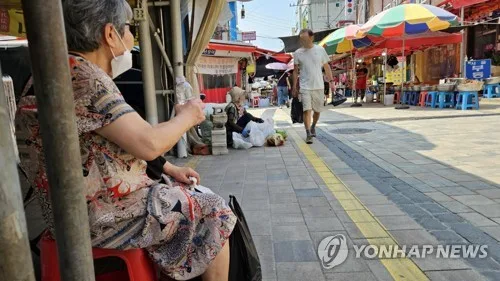 온열질환자 9% 줄었는데 사망자는 24%↑…80세 이상 피해집중