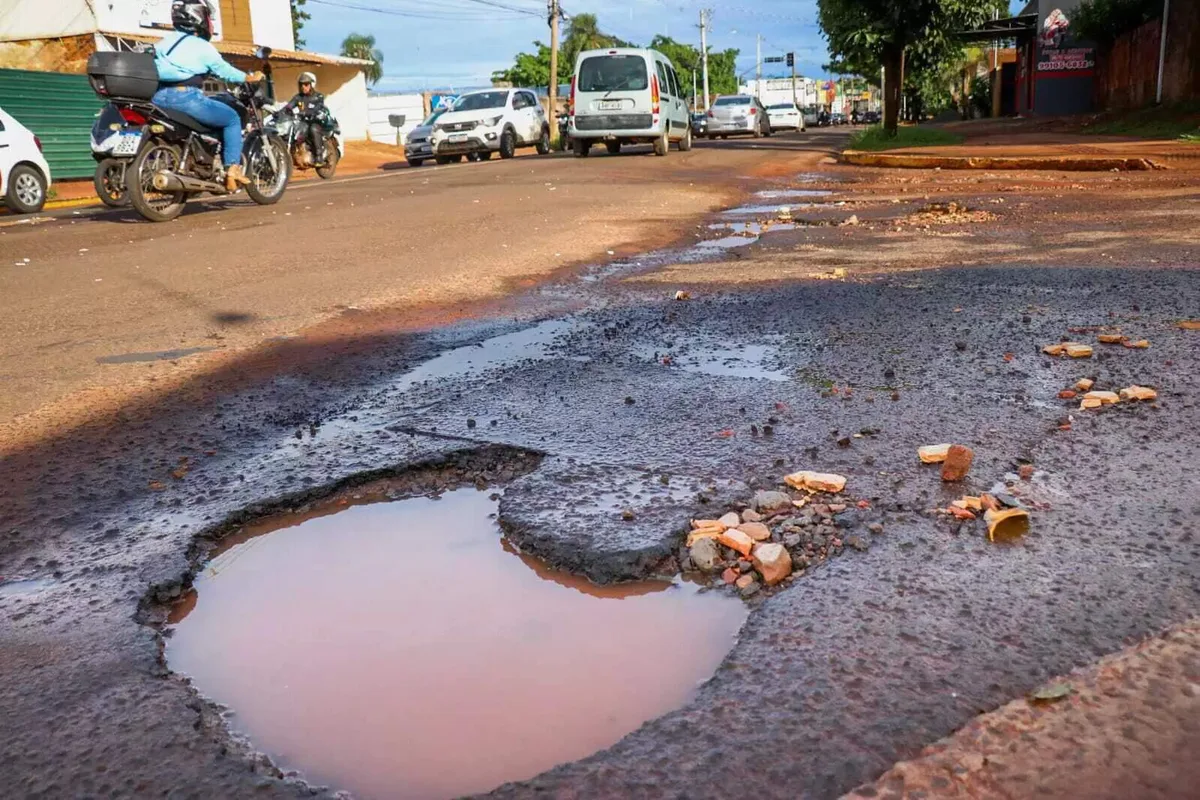 Por mais R$ 20 milhões, Prefeitura amplia tapa-buracos para 12 equipes