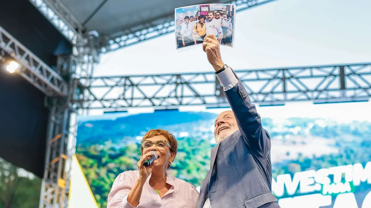 Senado em MG: Marília Campos (PT) lidera e segunda vaga tem empate triplo, diz Quaest