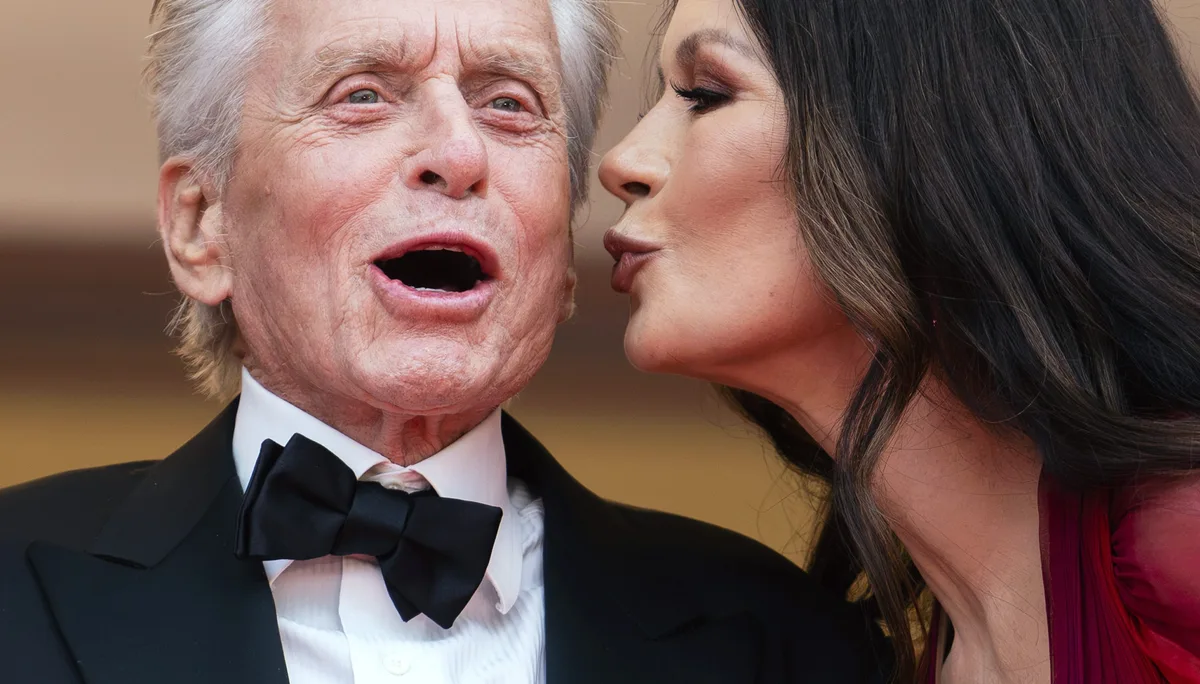 La actriz Catherine Zeta-Jones, sobre el País Vasco: "Mi marido y yo llevamos más de 30 años viniendo a España y allí realmente existe un orgullo de ser vasco, igual que en mi tierra existe un orgullo de ser galés"