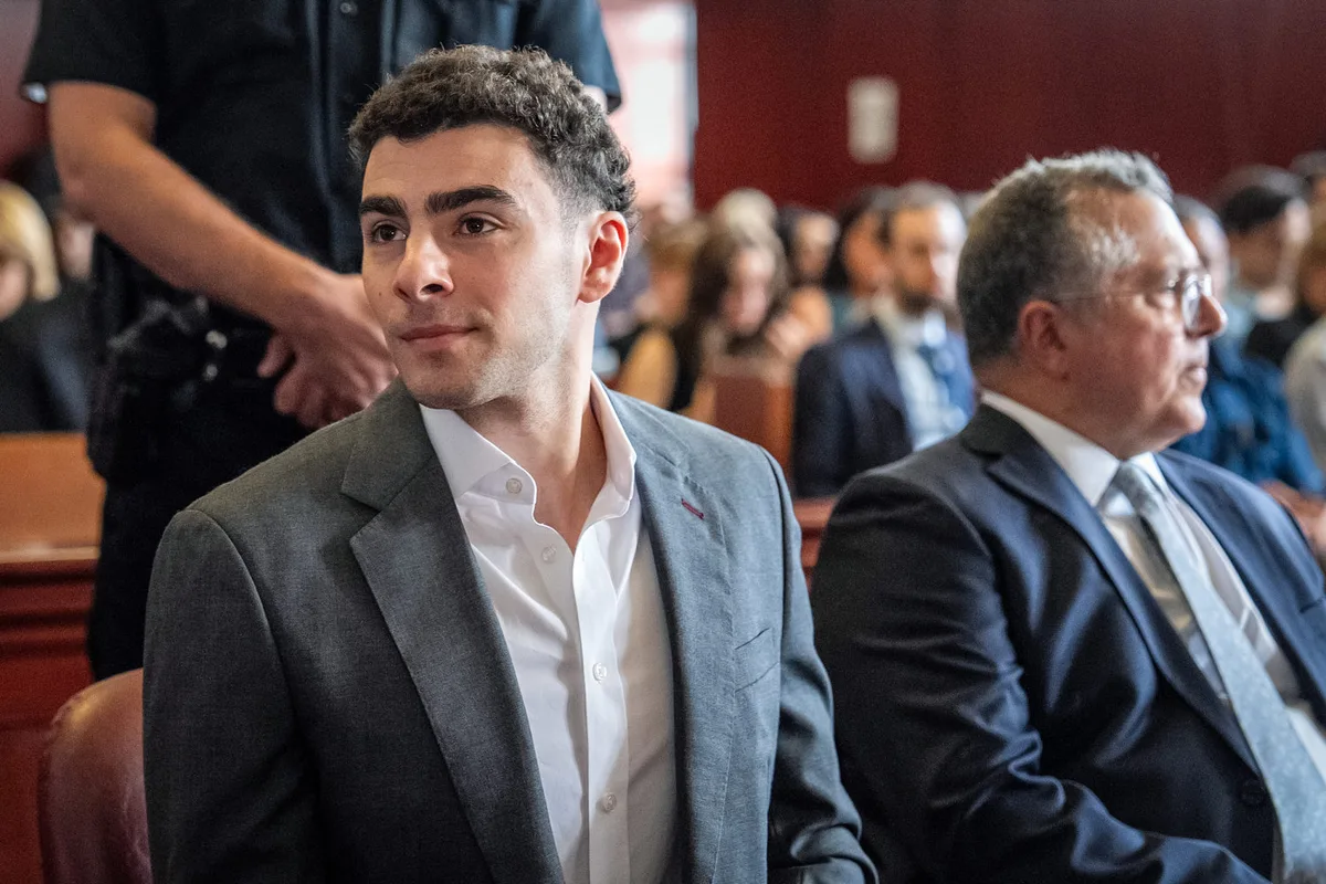 Judge delays Luigi Mangione’s state murder trial after double jeopardy claim