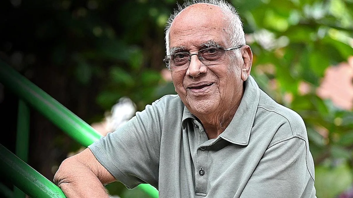 Naidu, Pawan Kalyan, Jagan pay tribute to filmmaker Singeetham Srinivasa Rao
