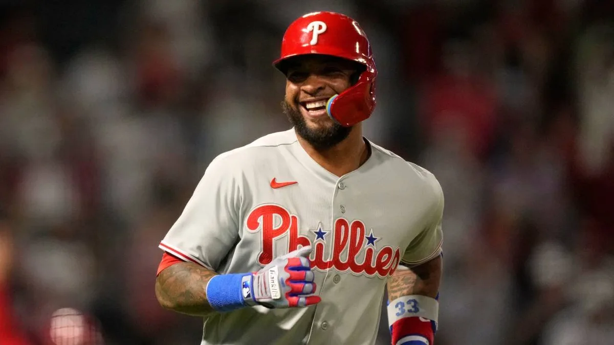 Phillies’ Sosa spoils Meckler’s home-run robbery with grand slam follow-up