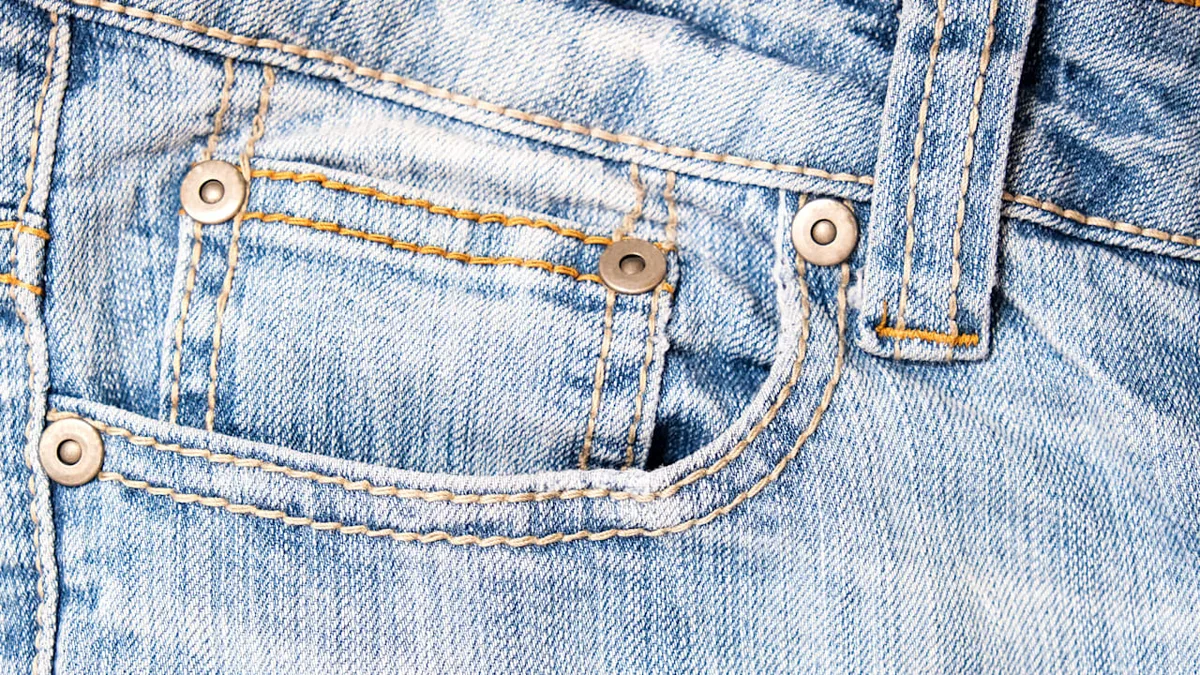 Kaum jemand kennt den Grund - Dafür ist die Mini-Tasche an der Jeans wirklich da