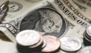 Brasil registra déficit em conta corrente de US$ 8,11 bi em julho, diz BC