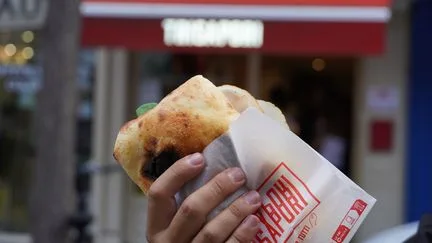 "On a même fouillé nos poubelles !" : avec le "panuozzo", un sandwich italien halal, un restaurant des Yvelines enflamme les réseaux sociaux