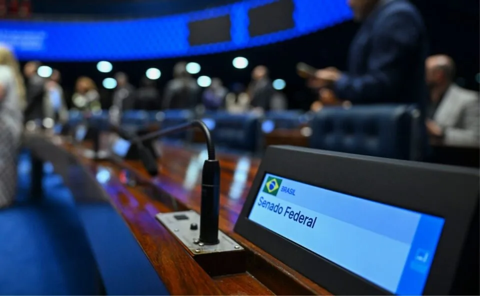 Paraná Pesquisas divulga intenções de voto ao Senado; veja números da primeira pesquisa após oficialização dos candidatos