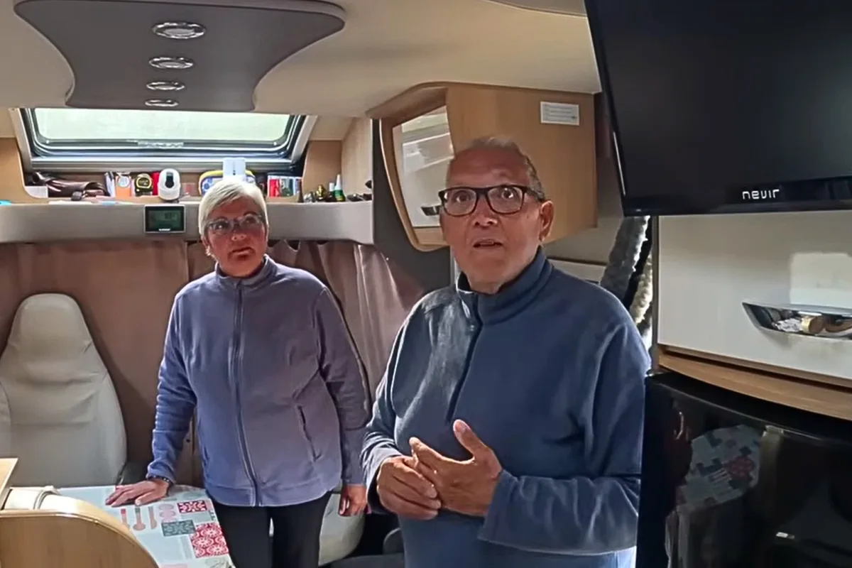 Maribel y Vicente, nómadas: “Es mucho más económico vivir en una casa rodante que en un departamento”