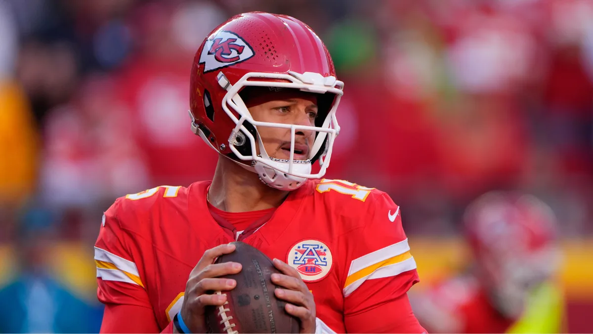 Mahomes to sit again as Chiefs end pre-season against Seahawks Friday night