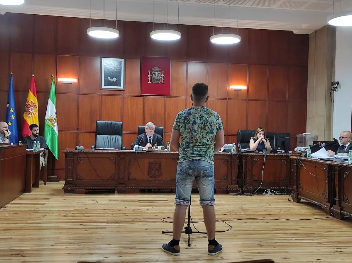 El acusado de asesinar a la mujer de Sabiote (Jaén) lo niega y dice que alguien puso el ADN para inculparle