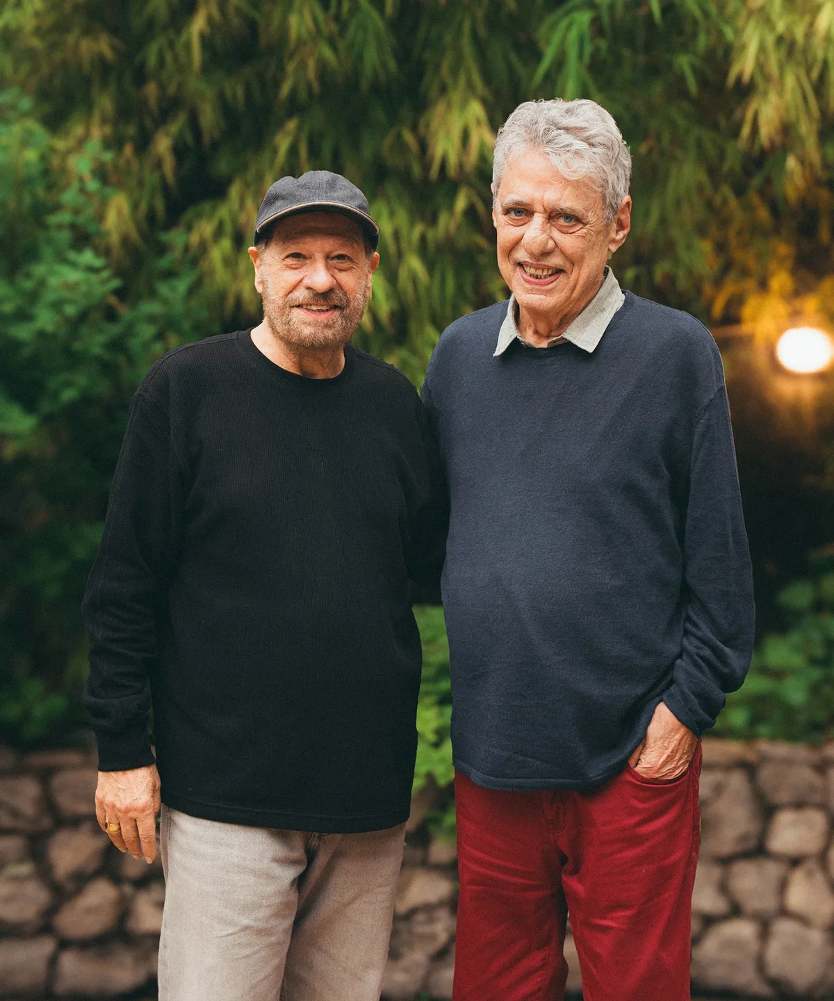 João Bosco recai com Chico Buarque em samba apresentado há 50 anos