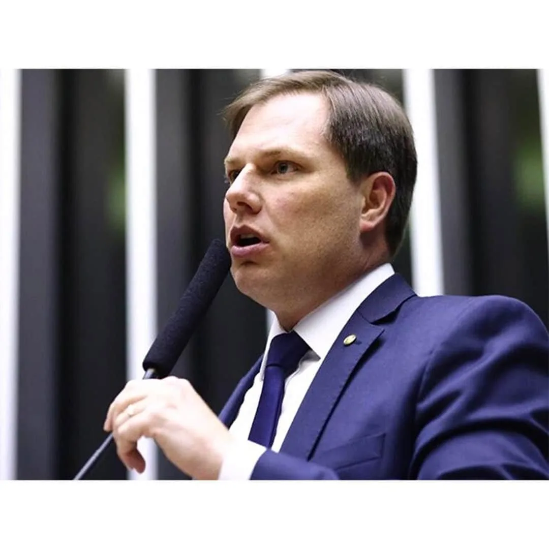 Lucas Redecker (PSD) é reeleito deputado federal pelo Rio Grande do Sul com 99.817 votos