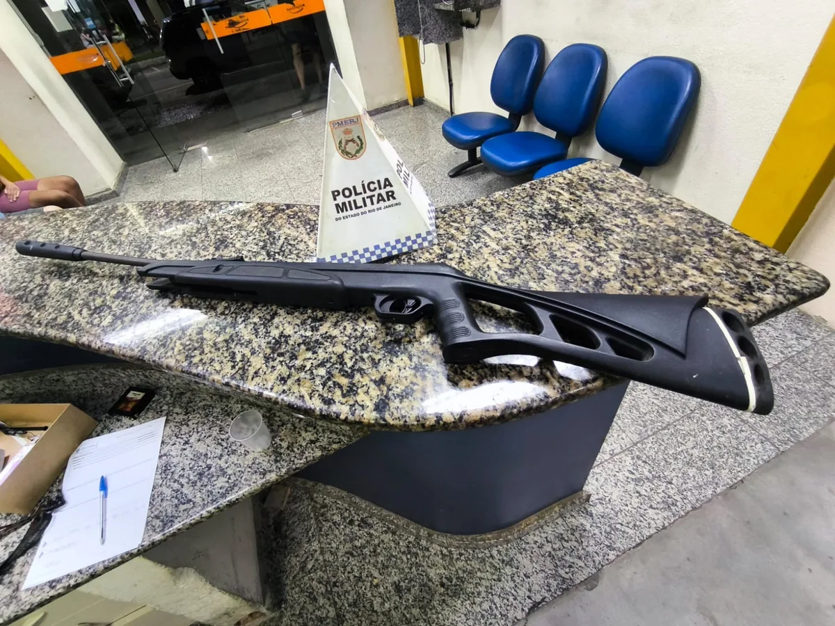 Espingarda de pressão é apreendida em Paraíba do Sul