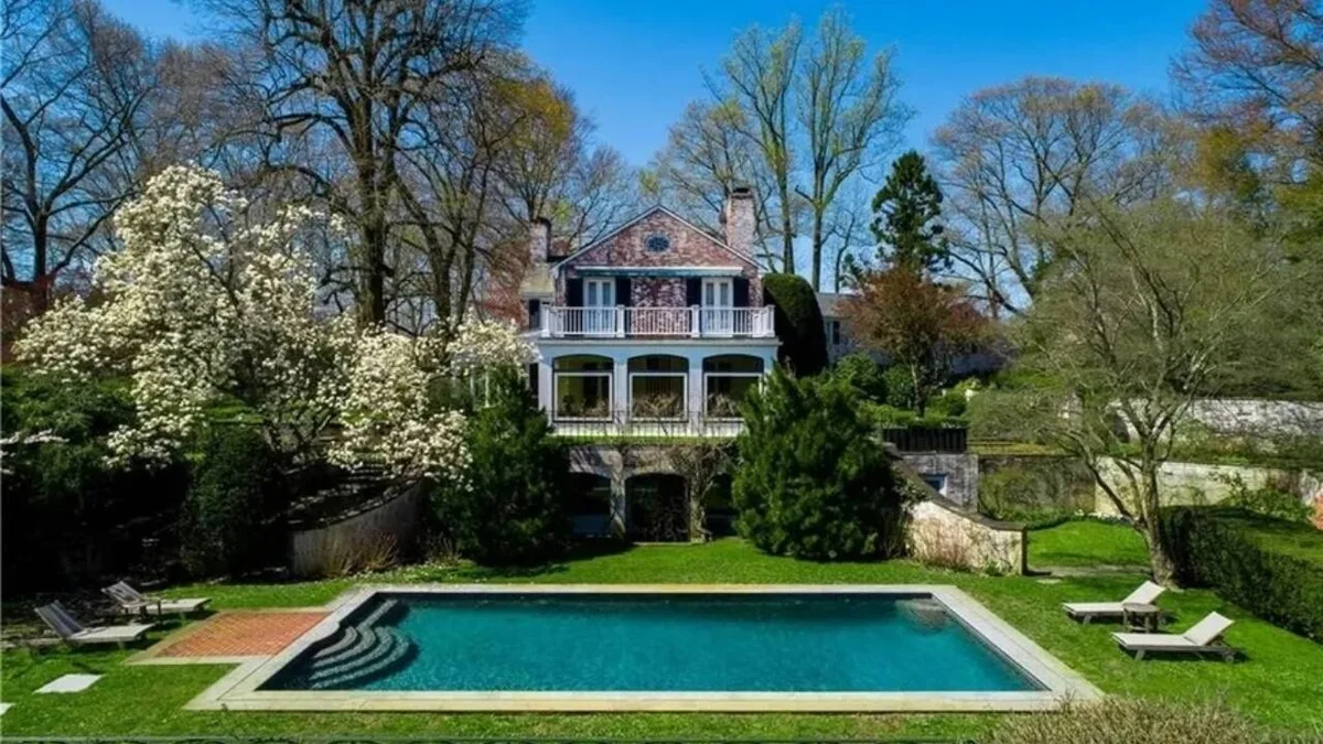 Richard Gere's home demolished; salvaged pieces find new homes