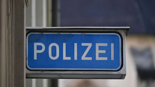 Kaufhaus in Crailsheim: 63-jährige Ladendiebin fährt Mitarbeiter an und flüchtet
