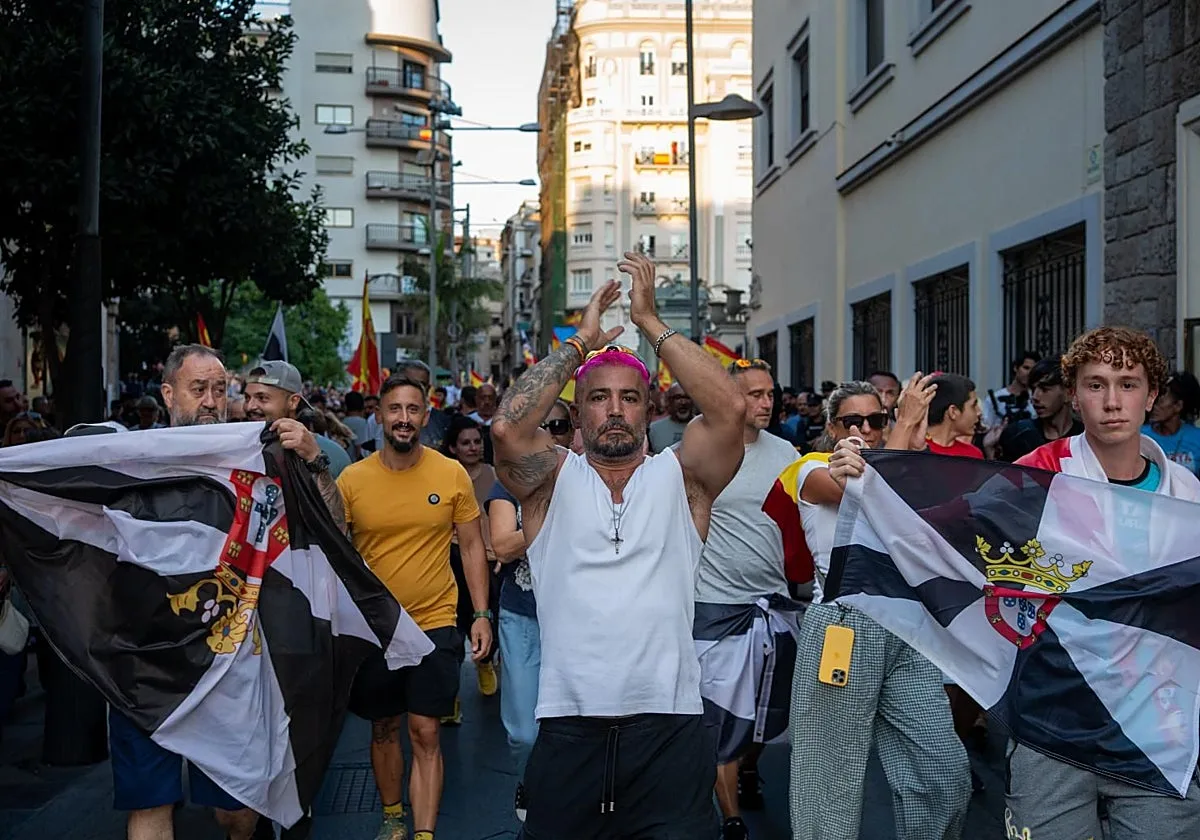 Aumenta la tensión entre ceutíes e inmigrantes ante la falta de soluciones del Estado
