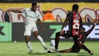 Cruzeiro: Otávio desabafa sobre clima no vestiário após derrota
