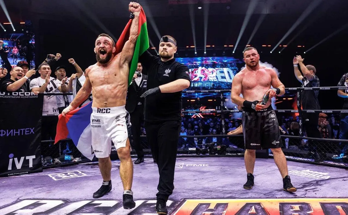 Непобежденный боец Белаз победил на кулачном турнире звезды UFC